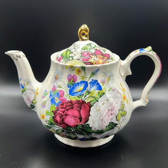 Sadler Other - Vintage Sadler Teapot Windsor Rose Floral
